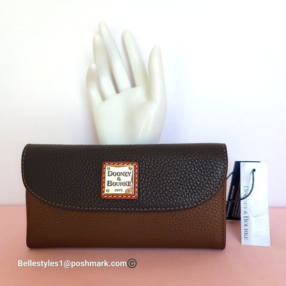 DOONEY & BOURKE Colorblocked Pebbled Grain Leather Continental Clutch Wallet - Picture 2 of 16